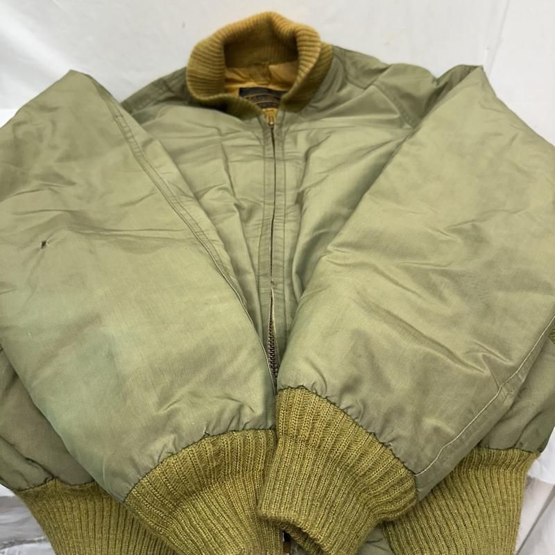 Eddie Bauer エディーバウアー ジャケット、上着 ダウン