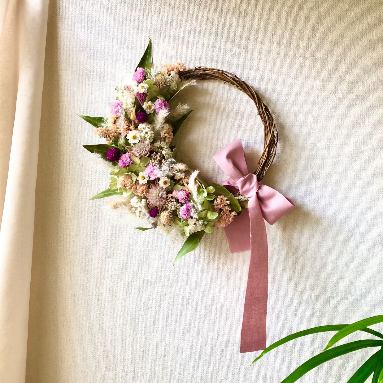 Natural＊セルリアと花かんざしのリース♡ドライフラワーリース - メルカリ
