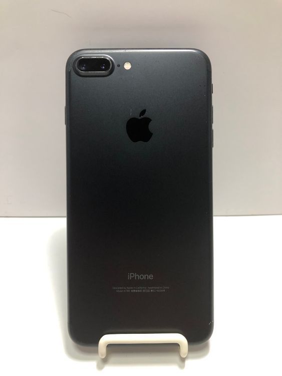 iPhone 7plus　32GB ブラック　SIMフリー SIMフリー iPhone7Plus 32GB ブラック 送料無料
