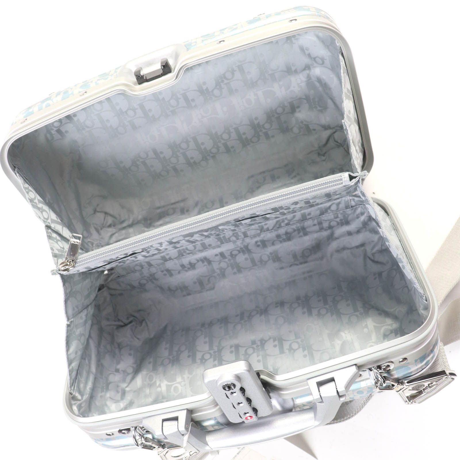 希少　Dior Rimowa クリア グラデーションブルー ケース　小型 希少 Dior Rimowa クリア グラデーションブルー ケース 小型