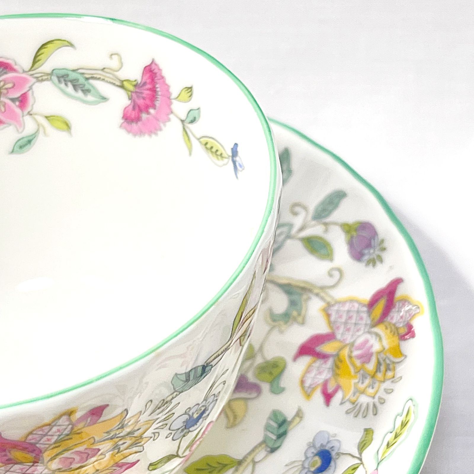 【ポポ】ミントン　ハドンホール 花瓶　2つ ポポ】ミントン ハドンホール 花瓶 2つ MINTON（花瓶）のフリマ