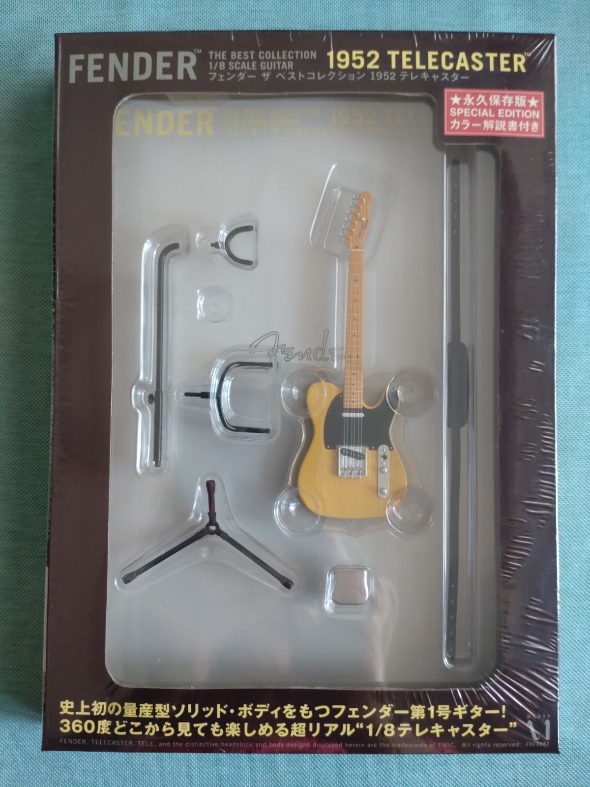 Fender The Best Collection 1952 TELECASTER™ 1/8スケール公式ギター 