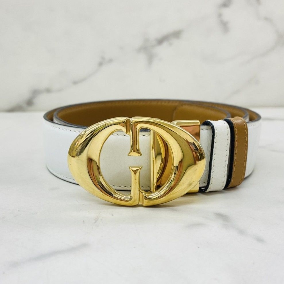 Gucci GGロゴ レザー ベルト ホワイト GUCCI グッチホワイト GGロゴバックル ベルト 白ベルト サイズ95