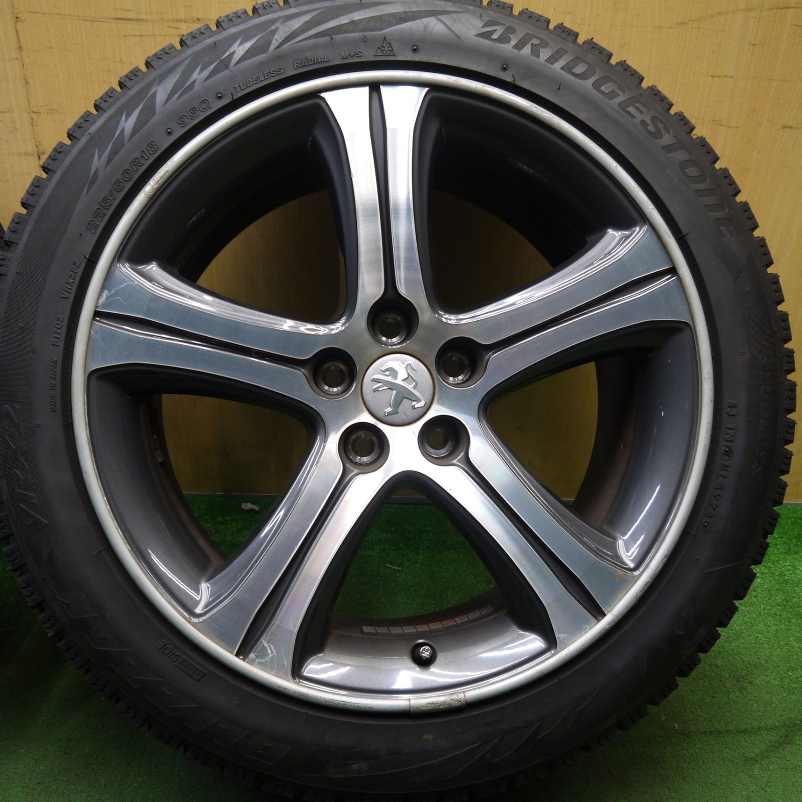 バリ溝 21年 9.5分 プジョー 508 SW 純正 225 50R18 スタッドレス ブリヂストン ブリザック VRX2 18インチ PCD108 5H 5100303Hス FFCRYSTALESIA_COM