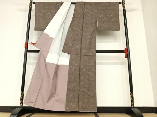 平和屋着物○本場大島紬 泥染め 7マルキ よろけ縞 正絹 逸品