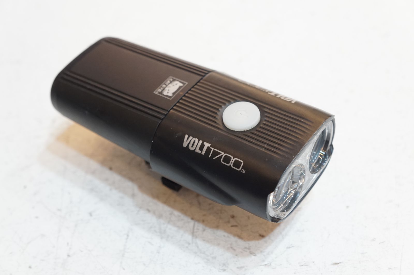 キャットアイ VOLT