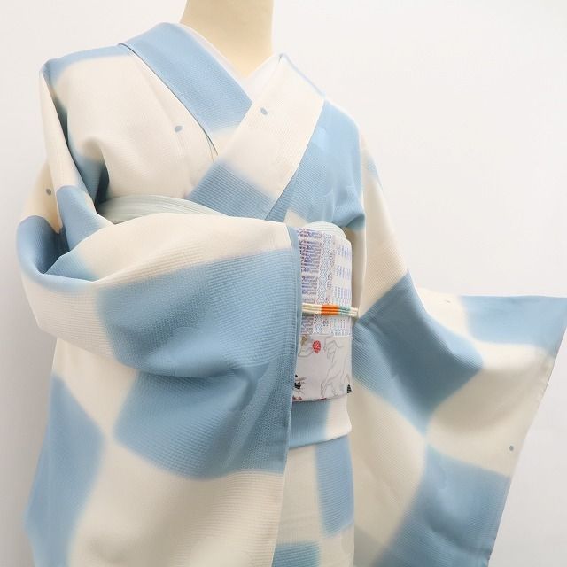 お洒落格子に桜を込める自分磨きの新たな冒険