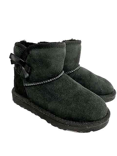 【中古】UGG　アグ　キッズ　ムートンブーツ　17.5センチ　ブラック　キッズムートンブーツ　本革＿S28＿セルモアから出品＿s-0696-r28