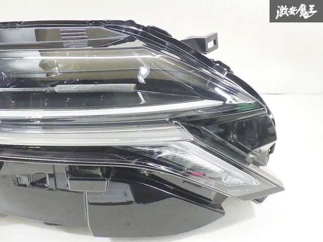 キレイ！】 日産 純正 E13 FE13 ノート オーラ NOTE AURA LED