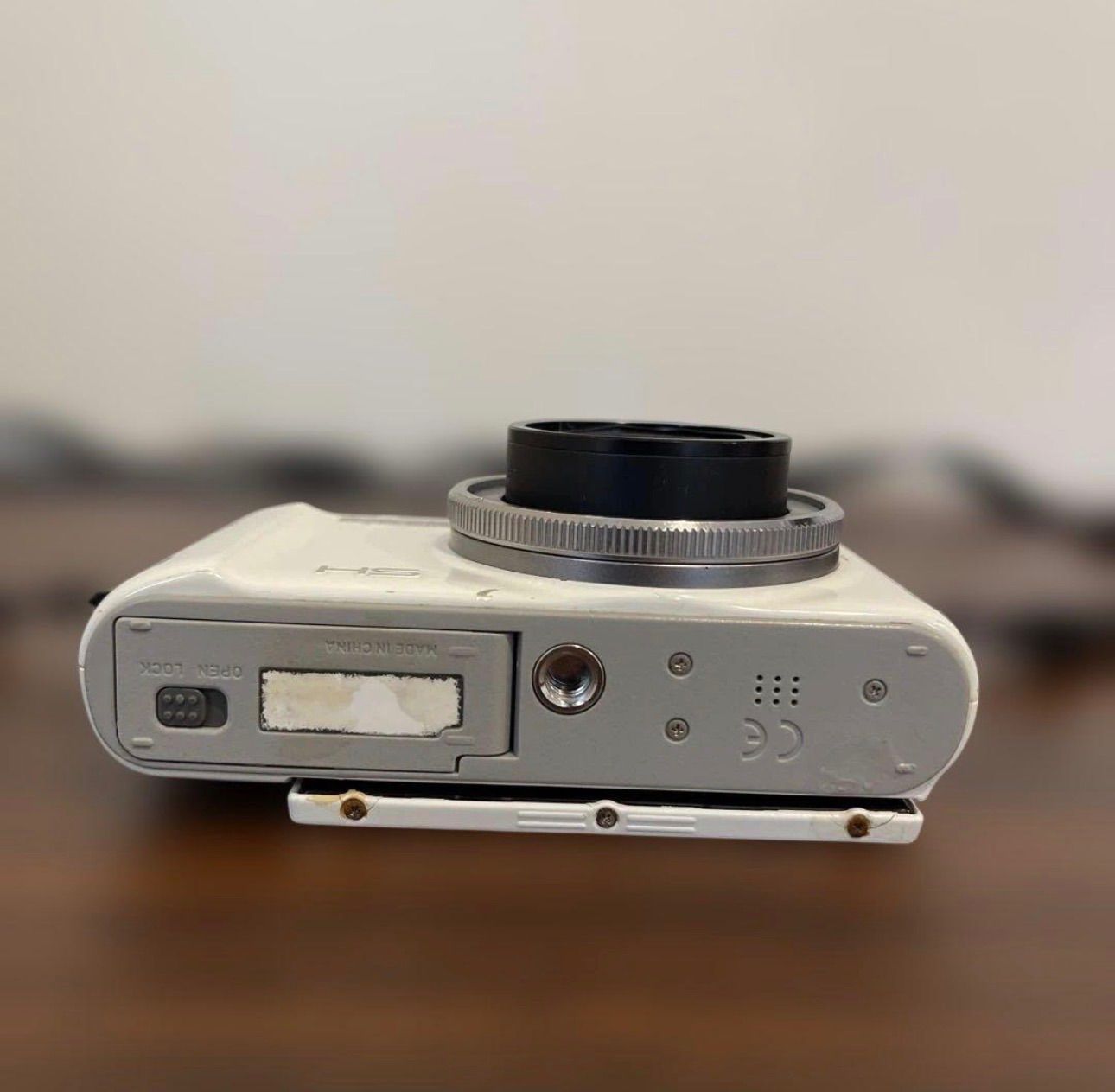 253：CASIO EXILIM　EX-ZR1000　デジタルカメラ　ジャンク 253：CASIO EXILIM EX-ZR1000 デジタルカメラ ジャンク カシオ HIGH