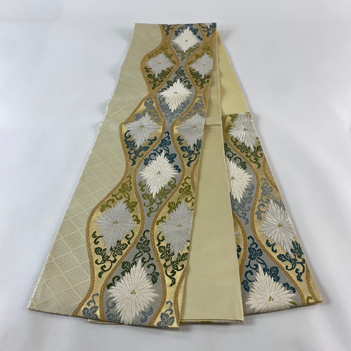 袋帯 美品 名品 立涌 菊唐草 唐織 金糸 ベージュ 六通 正絹 中古