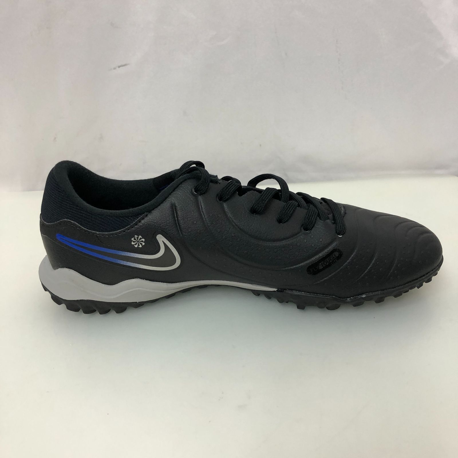 ☆こーすけ☆ NIKE TIEMPOX フットサルシューズ ブラック 美品】NIKE Tiempo フットサル・サッカーシューズ ブラック SG10