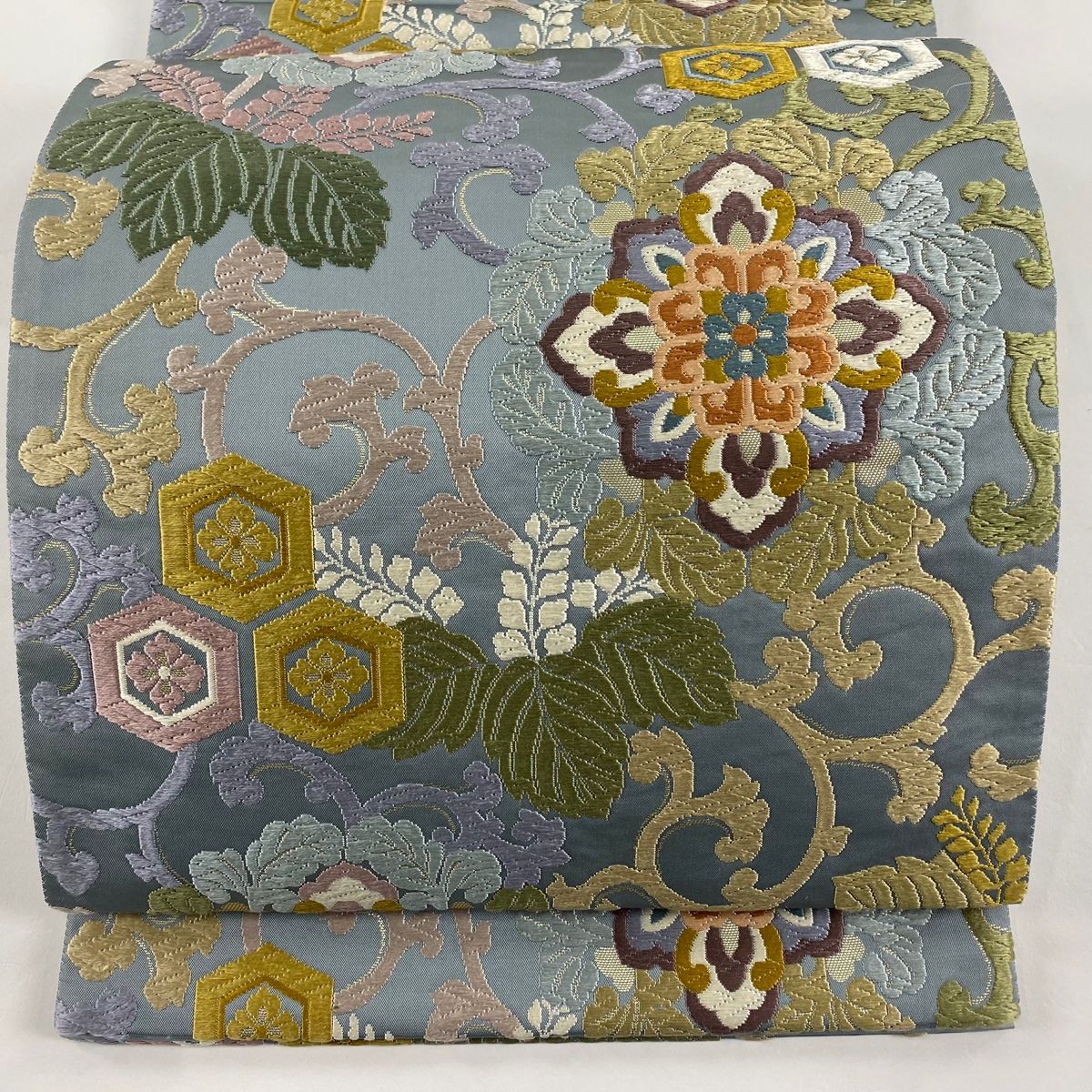 華やか唐織六通袋帯美品 逸品】袋帯 六通柄 仕立て上がり 正絹 高級 金糸 唐織 吉祥文様