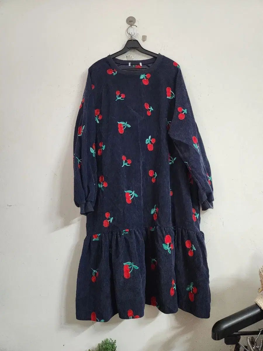 チェリーコーデュロイ ロング ONE PIECE ネイビー