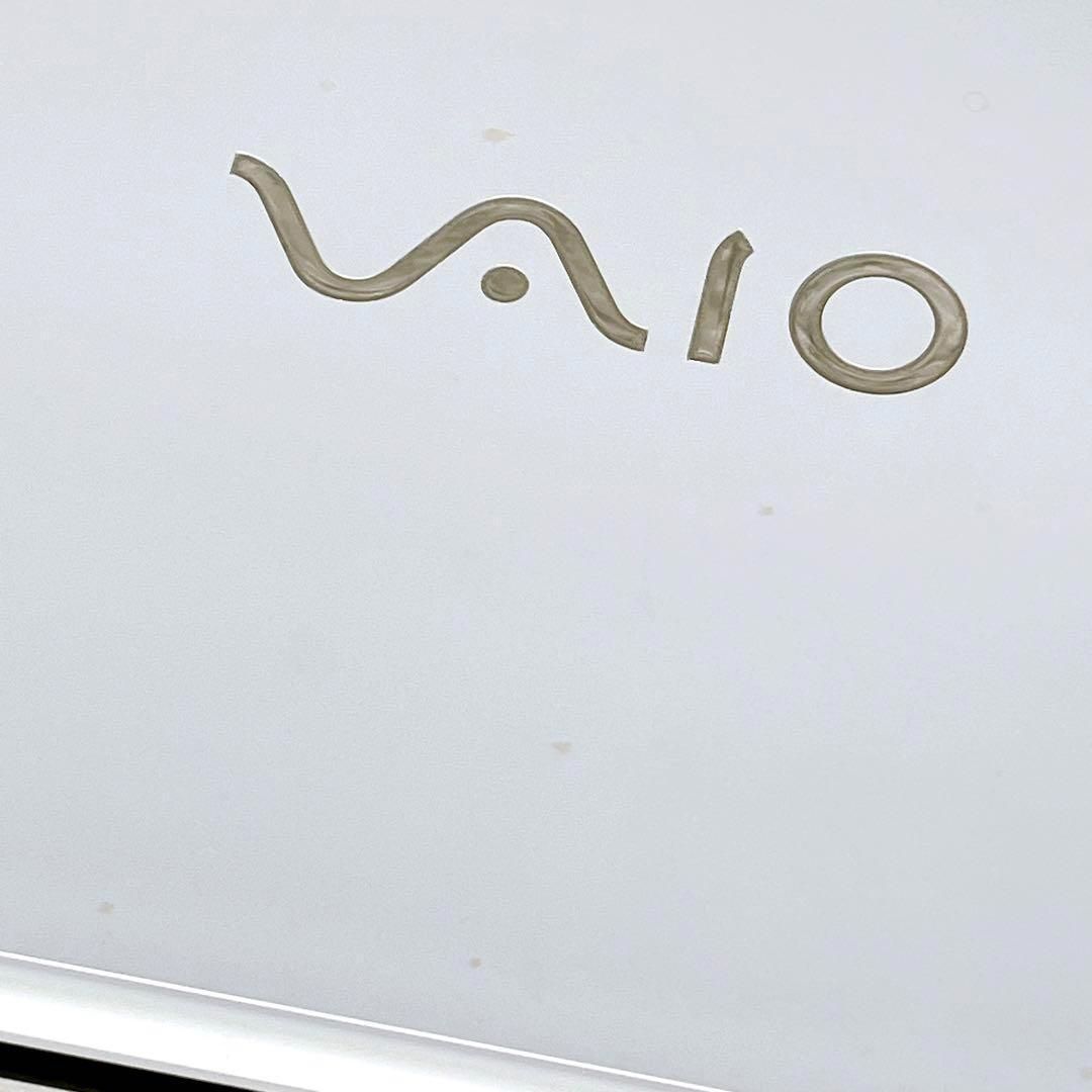 人気VAIO！ Windows11 薄型ノートパソコン 16GB SSD 132 人気VAIO Windows11 薄型ノートパソコン 16GB SSD 132 メモ おしゃれ 画像