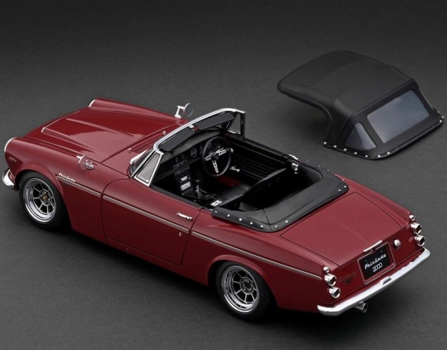 ミニカー 1/18 DATSUN Fairlady 2000 SR311 WineRed ミニカー 1/18 DATSUN Fairlady 2000 SR311 WineRed ミニカー 1/18