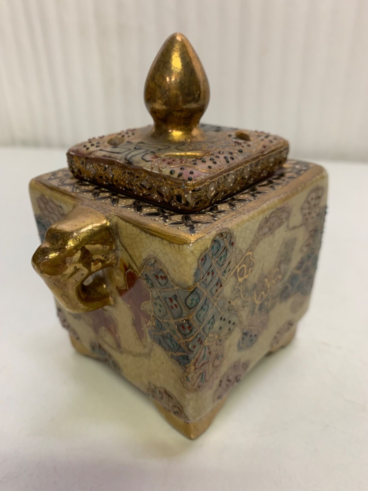 薩摩焼 金襴手 四方香炉 金彩 香炉 金彩丸十字 茶道具 香道具 香合