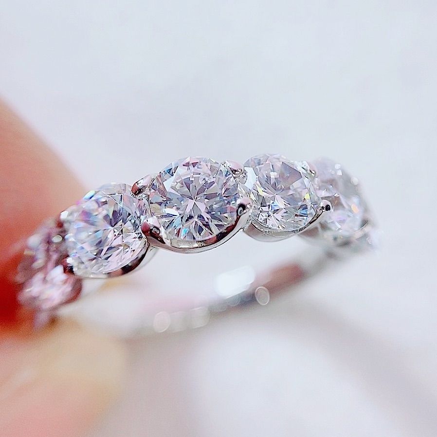 ★1.009ct★✨フクリン留め大粒ダイヤG,SI2,Goodスタッドピアス ☆1.009ct☆✨フクリン留め大粒ダイヤG,SI2,Goodスタッドピアス
