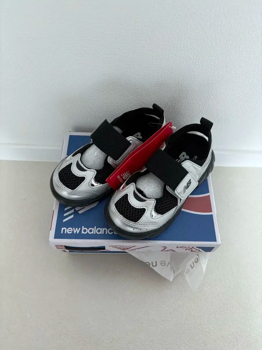 170 New Balance ニューバランス グレー フリドル