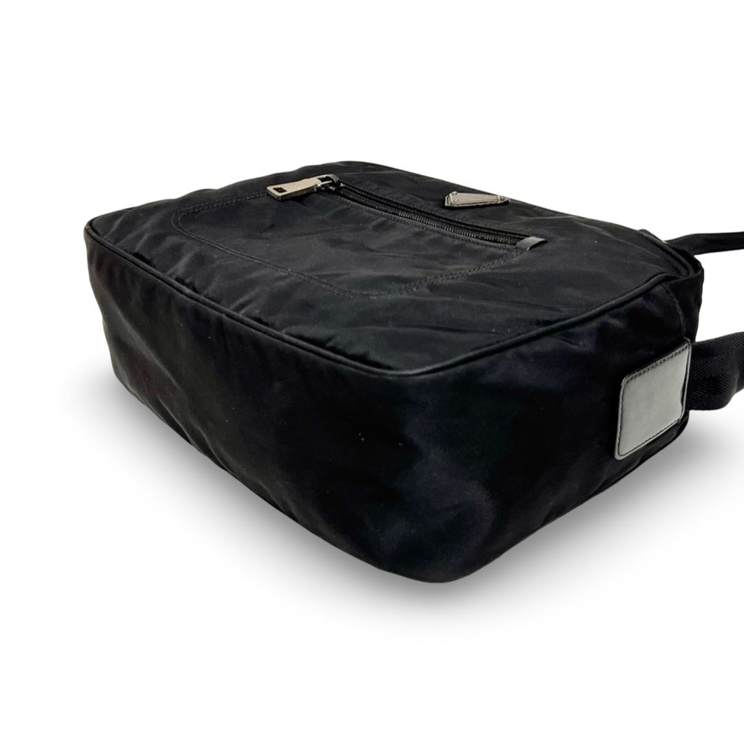 PRADA プラダ ギャラ有り トライアングルロゴ ナイロン ショルダーバッグ ブラック BT0717 正規品 PRADA プラダ ギャラ有り トライアングルロゴ ナイロン ショルダー