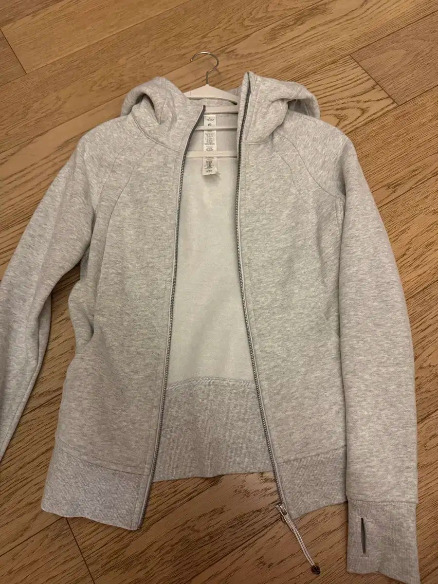 LULULEMON サイズ6グレー フード付きパーカー Scuba フルジップ