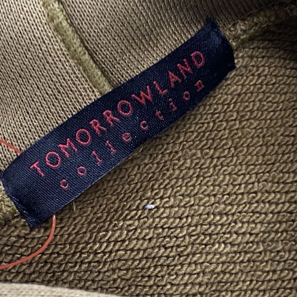 TOMORROWLAND フーデッドプルオーバー