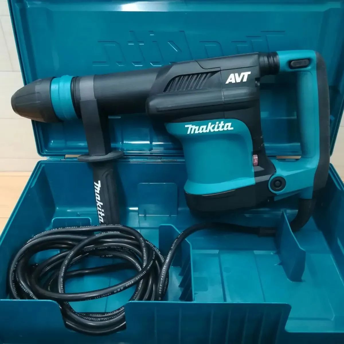 未使用!マキタ(makita) 電動ハンマ HM0871C 値下げ交渉 未使用!マキタ(makita) 電動ハンマ HM0871C 値下げ交渉