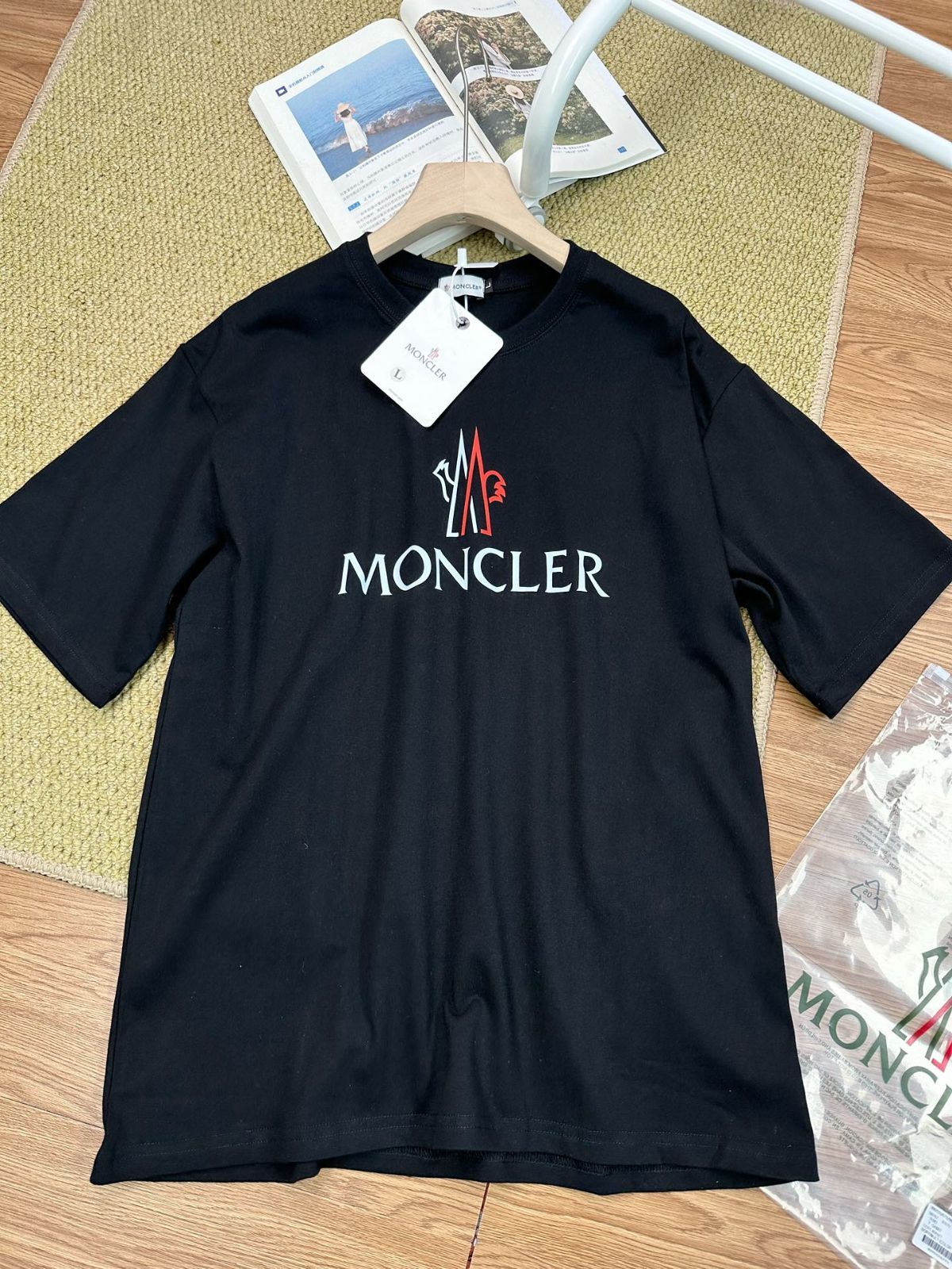 MONCLER モンクレール 半袖Tシャツ ロゴプリント 男女兼用 サイズS-XL ...