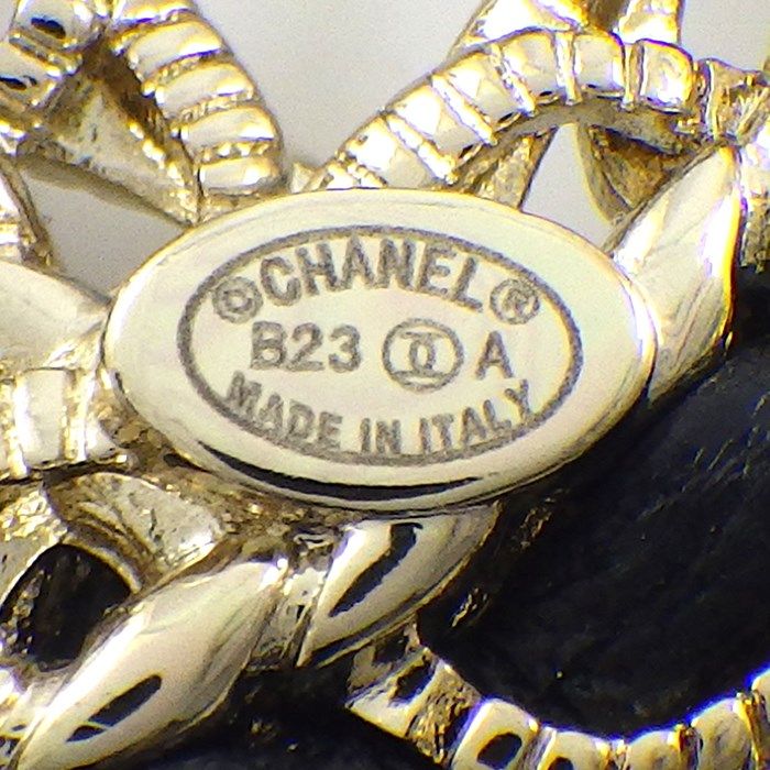 シャネル CHANEL ブローチ ココマーク 2023年製 GP ブラック