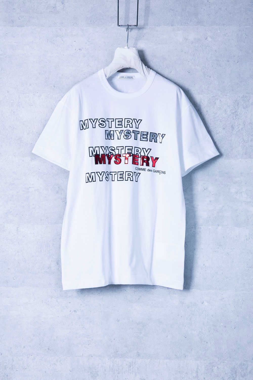 COMME des GARCONS ”ハッピーミステリーバッグ”限定Tシャツ