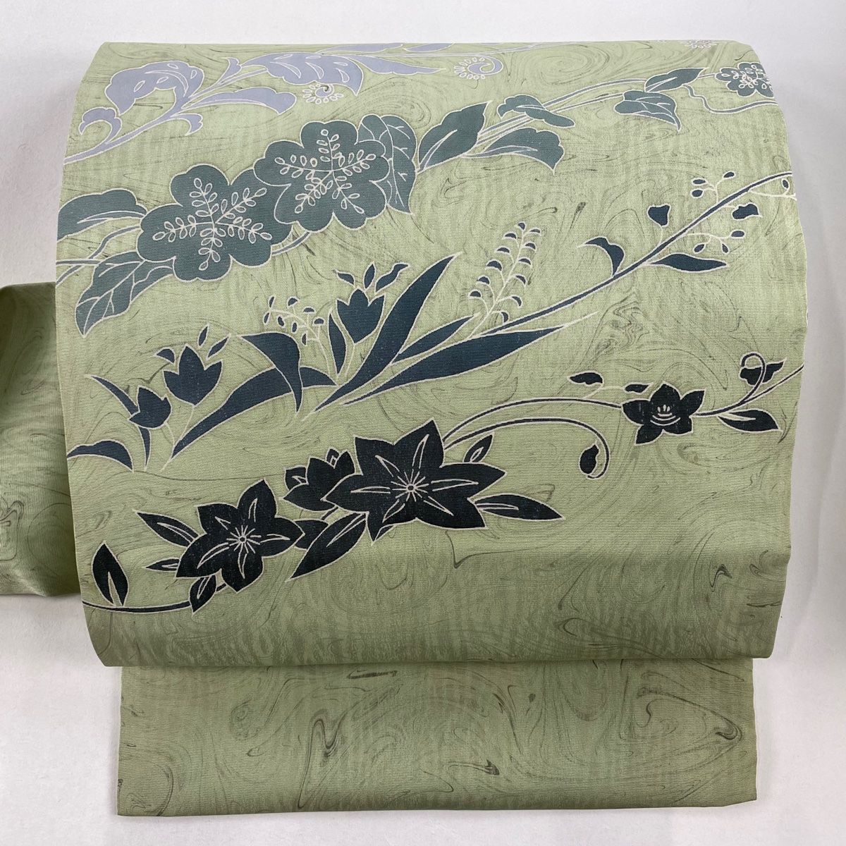 名古屋帯 美品 名品 落款 草花 墨流し 灰緑 正絹 【中古