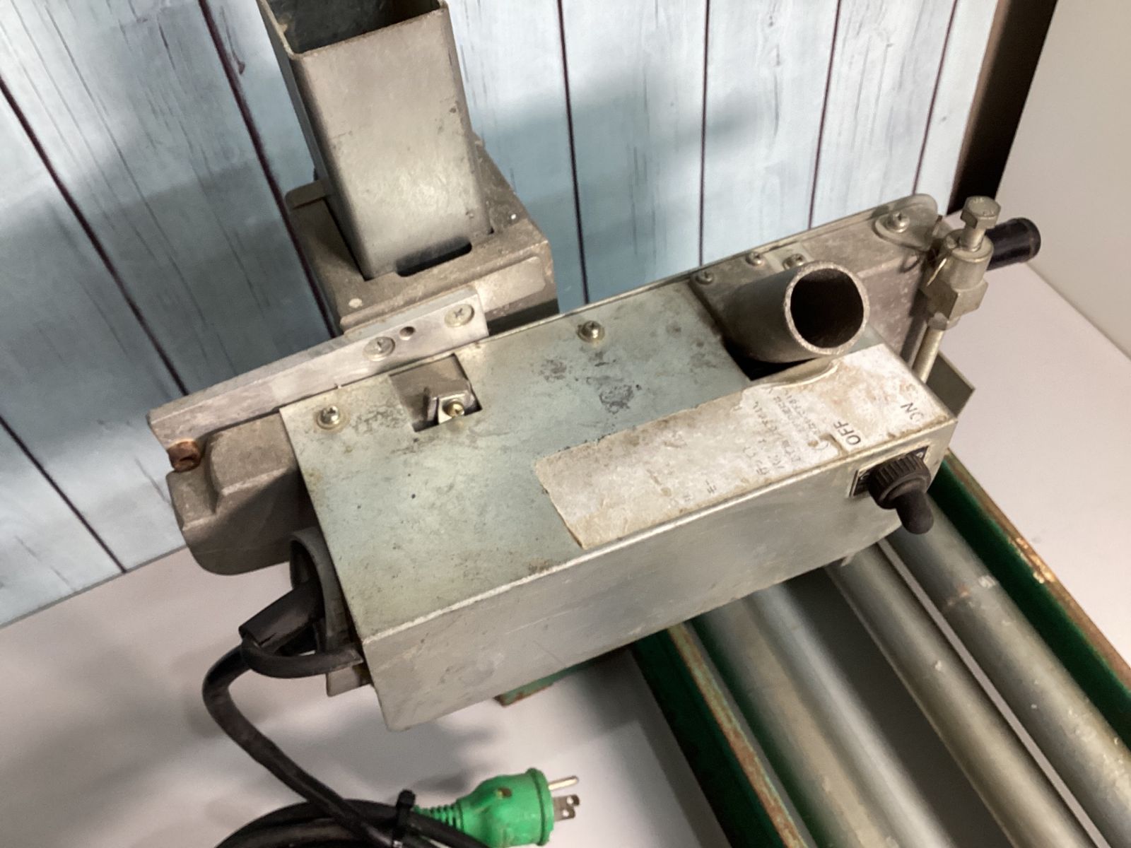 激安で季節を先取り。 大見工業 塩ビ管コーナーカッター VCC-200LA 計画的な