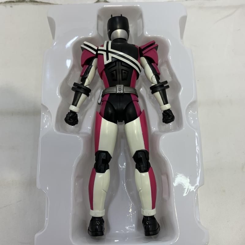 中古】開封)BANDAI S.H.Figuarts(真骨彫製法) 仮面ライダー