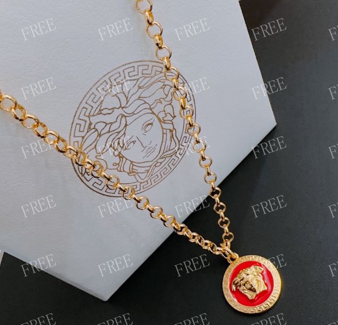 新品 VERSACE メドゥーサ ヴェルサーチ ネックレス レッド - メルカリ