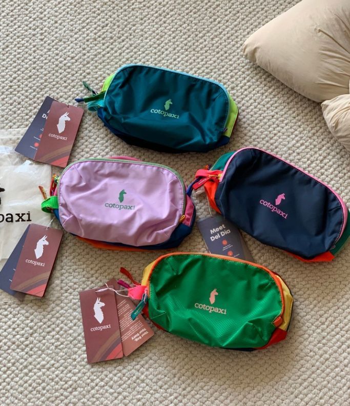 未使用☆ コトパクシ cotopaxi ポーチの通販 by BNG's shop｜ラクマ