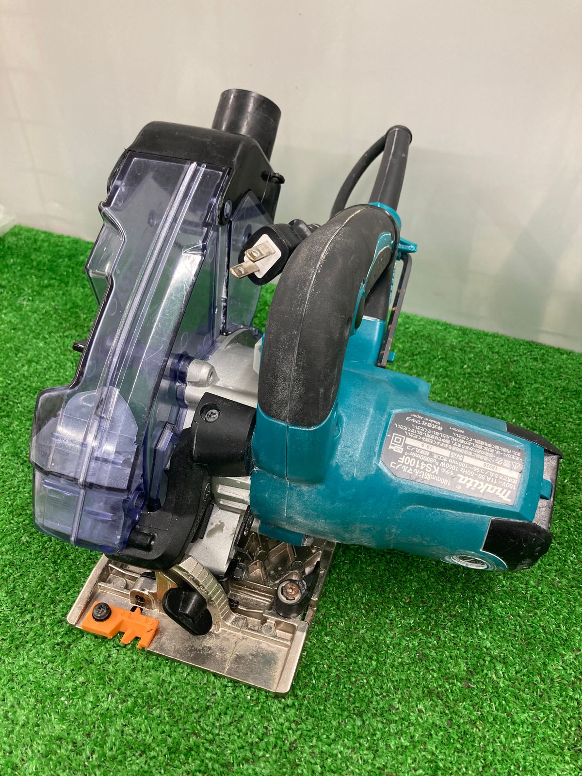 中古品】【0922】☆makita(マキタ) 100㎜防じんマルノコ KS4100F 