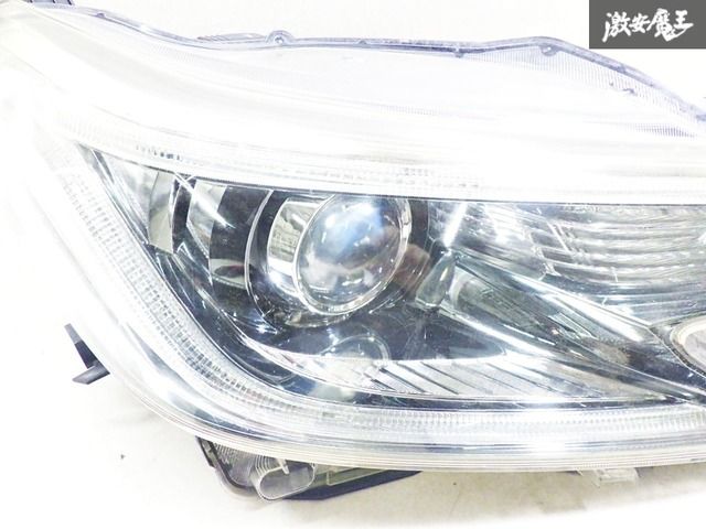 破損無し！】トヨタ純正 GRX130 GRX133 GRX135 マークX 中期 HID