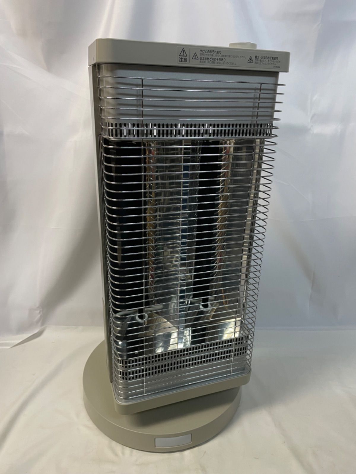 ダイキン 遠赤外線暖房機  2018年製 ERFT11VSE6 セラムヒート