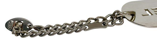 シャネル　CHANEL　キーホルダー　シルバー　ドッグタグ　メタル CHANEL CHANEL シャネル ドッグタグキーホルダー シルバー