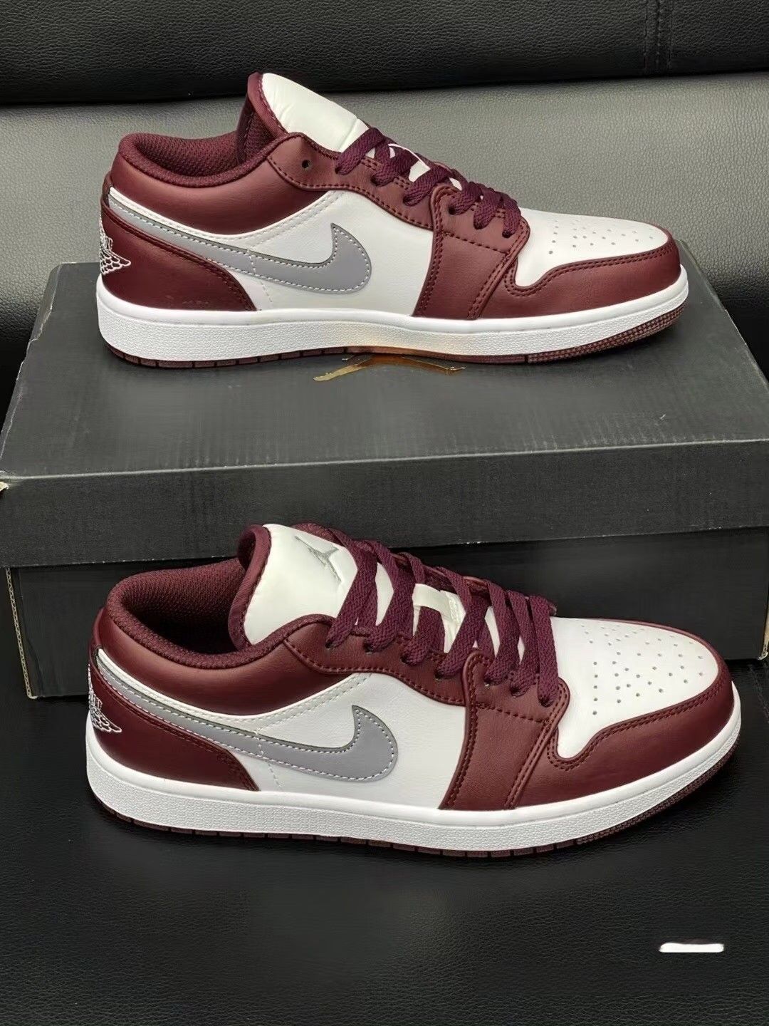 大特価?新品箱付 未使用 Nike Air Jordan 1 Low 男女兼用 AJ1