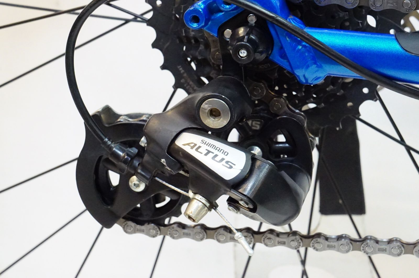 TREK トレック