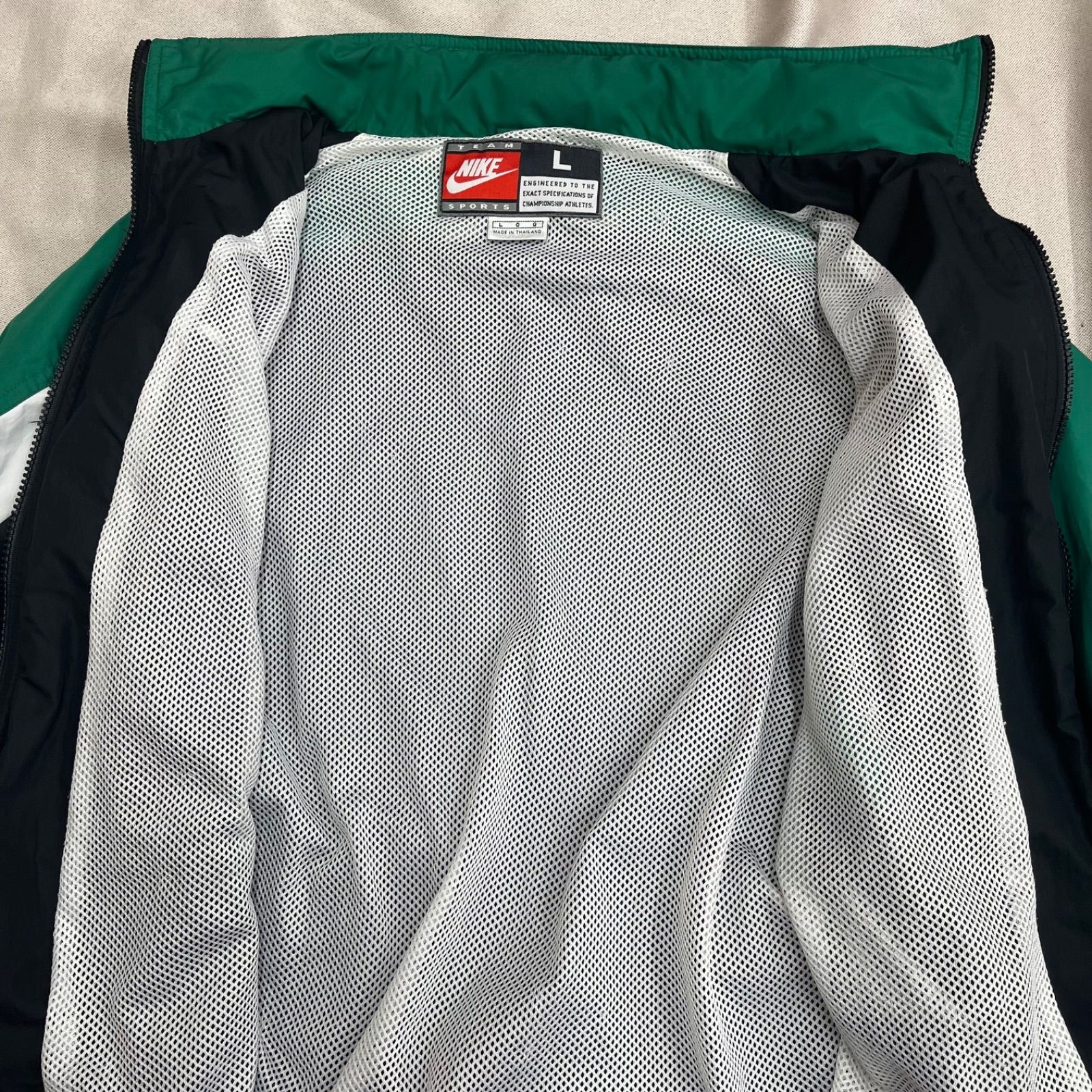 ヴェルディ 川崎 × NIKE ナイキ ジャケット L ブラック グリーン 黒 緑
