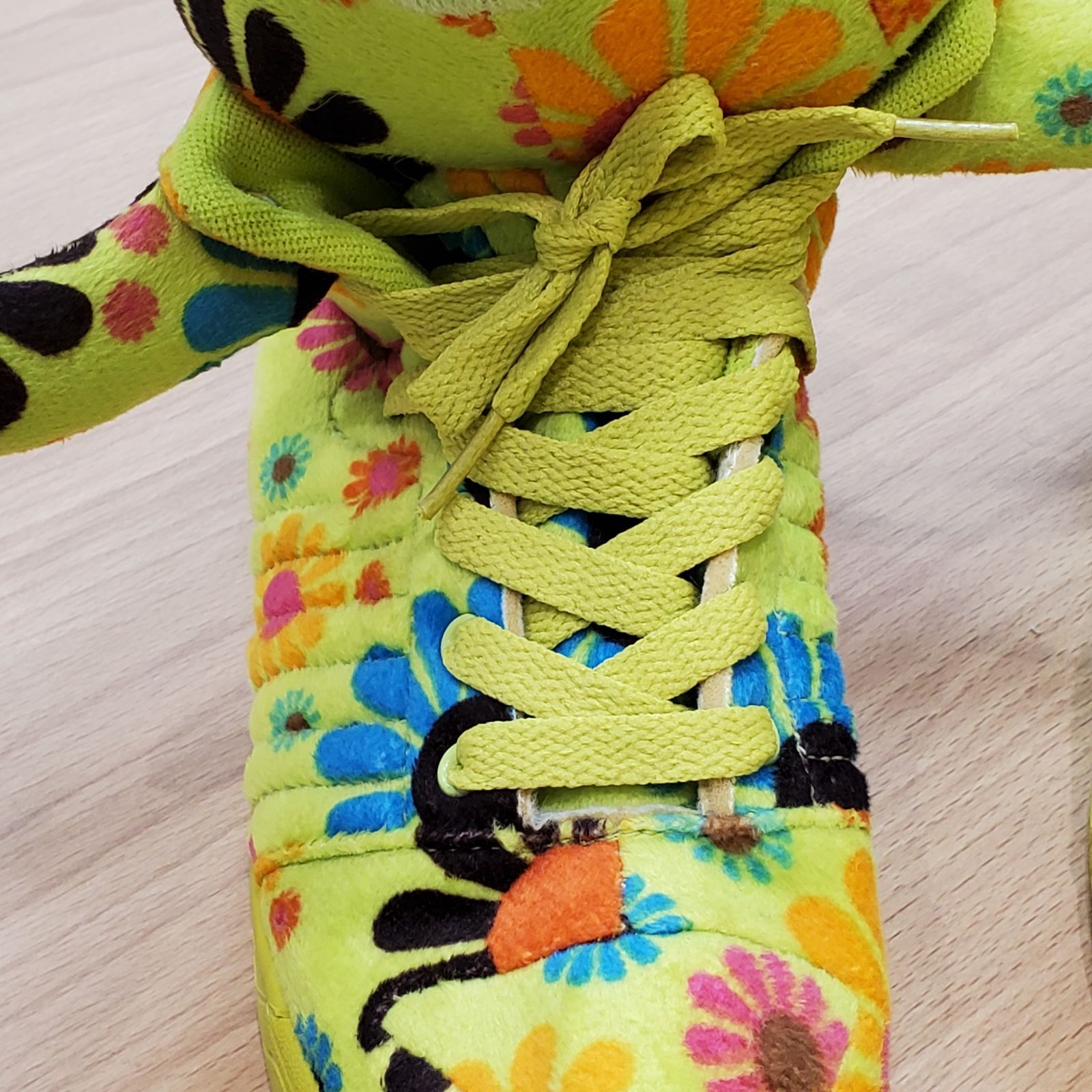 希少 アディダス ジェレミースコット フラワーベア クマ G61076 EL6】Jeremy Scott × adidas ジェレミースコット アディダス