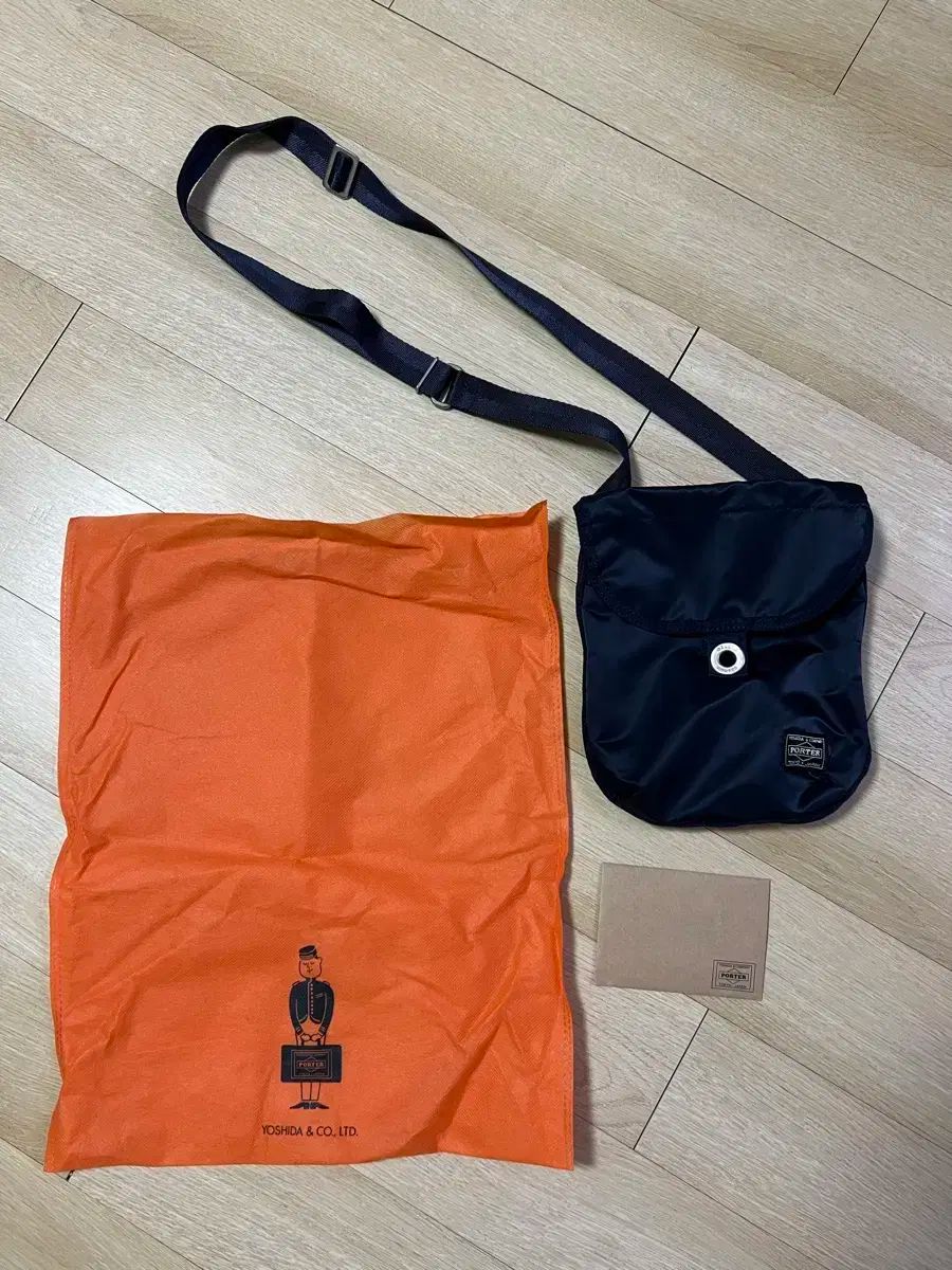 充実の品揃え！ 正規品 ポーター フレーム ショルダーバッグ クロスバック ネイビー