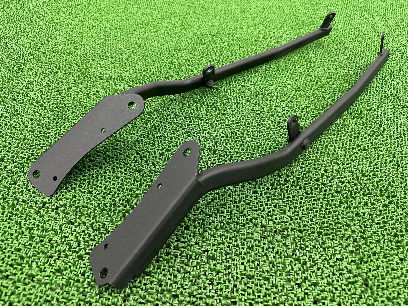 GIVI製NINJA400 リアキャリア 社外 中古 バイク 部品 EX400E ニンジャ400 トップケースステー フィッティングキャリア 曲がり無し 品薄