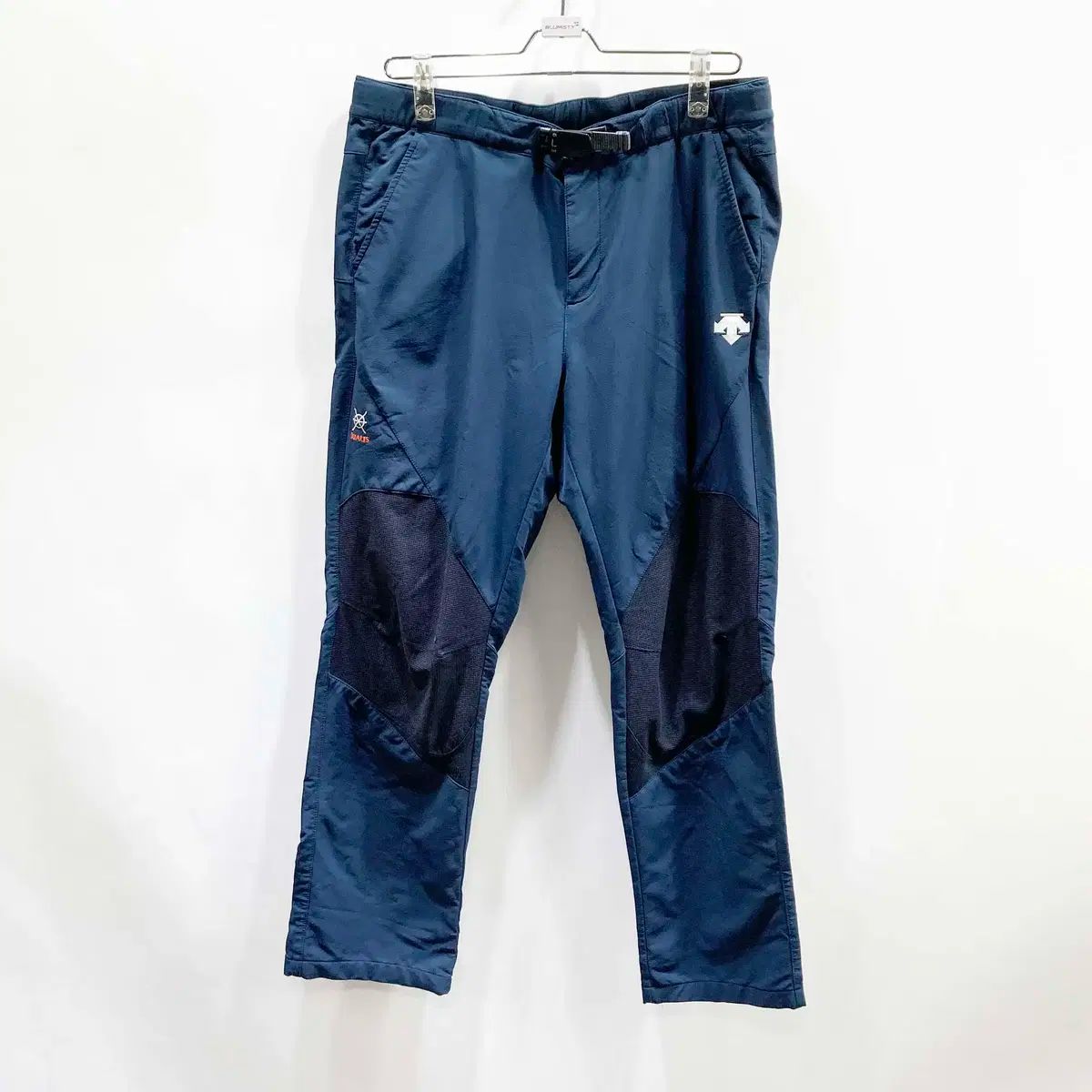 【雷市場（ポンジャン）商品韓国直送】 DESCENTE(デサント) 男性用スポーツパンツ 裏起毛 35 ー 36 ジンの感覚