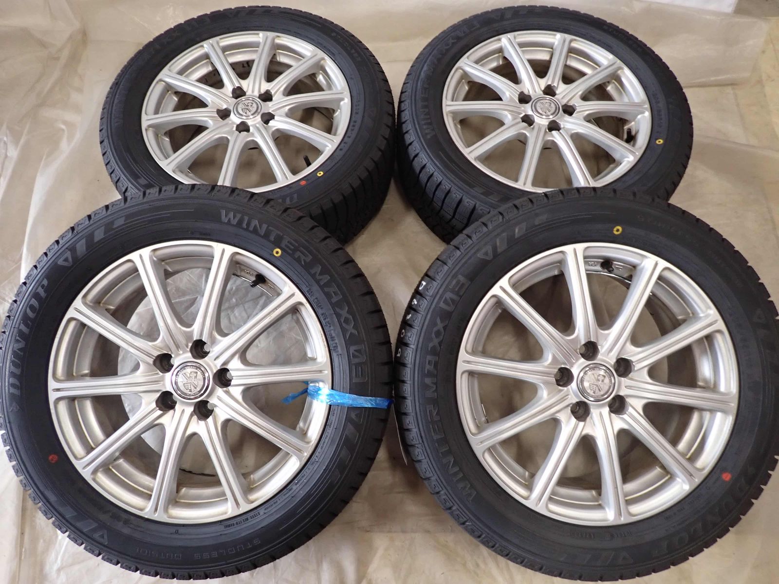 プリウス カローラ