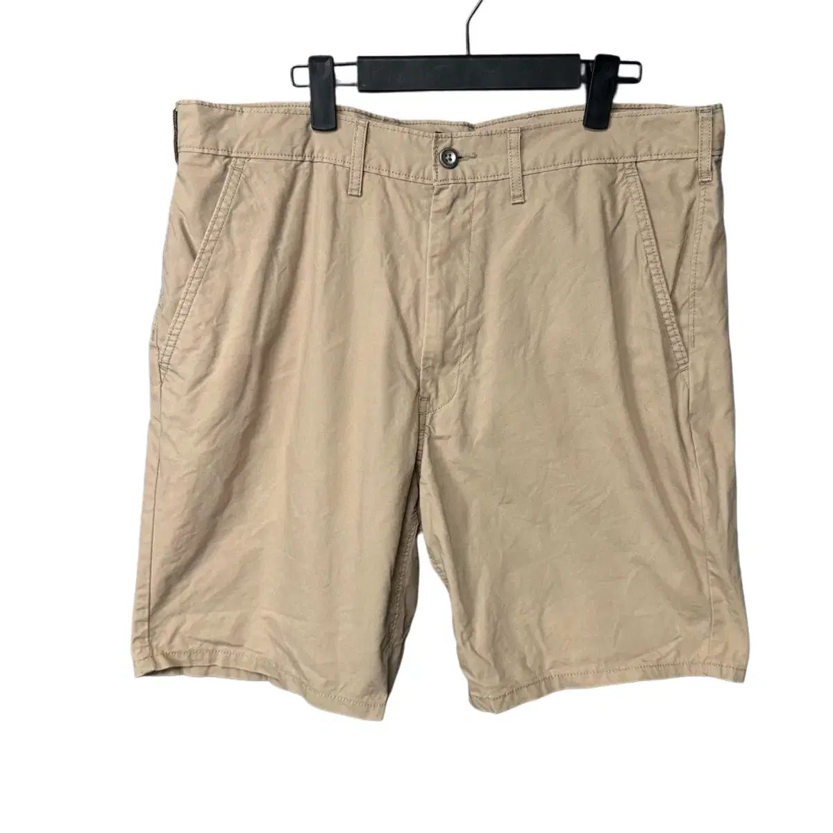【雷市場（ポンジャン）商品韓国直送】 36 LEVI'S(リーバイス) ベージュ チノ ハーフパンツ