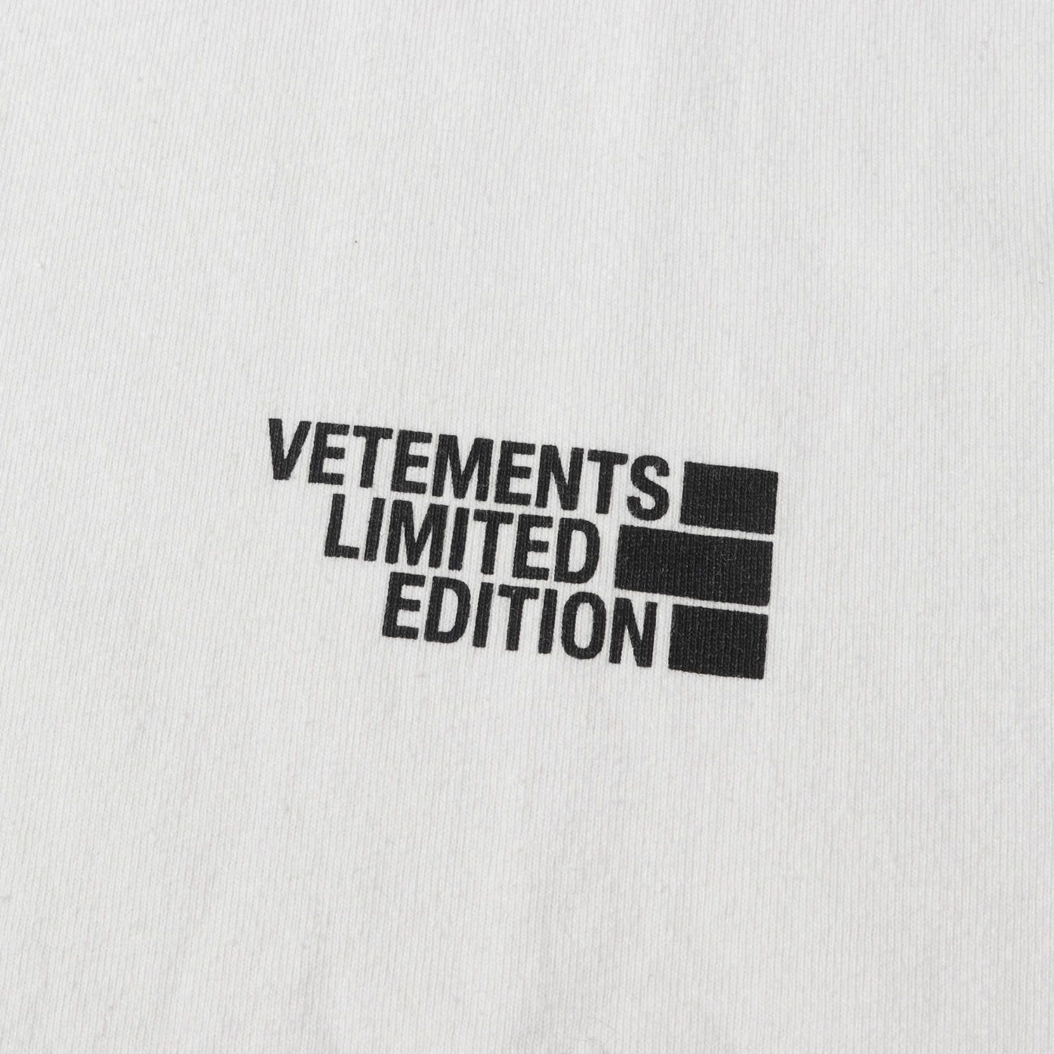 VETEMENTS ヴェトモン Tシャツ サイズ:M ブランドロゴ クルーネック 半袖 Logo Limited Edition T-shirt 21SS ホワイト 白 トップス カットソー カジュアル ブランド ストリート シンプル ワンポイント【メンズ】