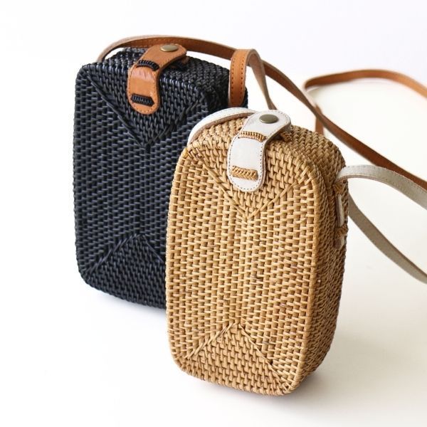 未使用に近い Rosily ロージリー アタバッグ 楕円バティック模様 M 未使用に近い Rosily ロージリー アタバッグ 楕円バティック模様 M